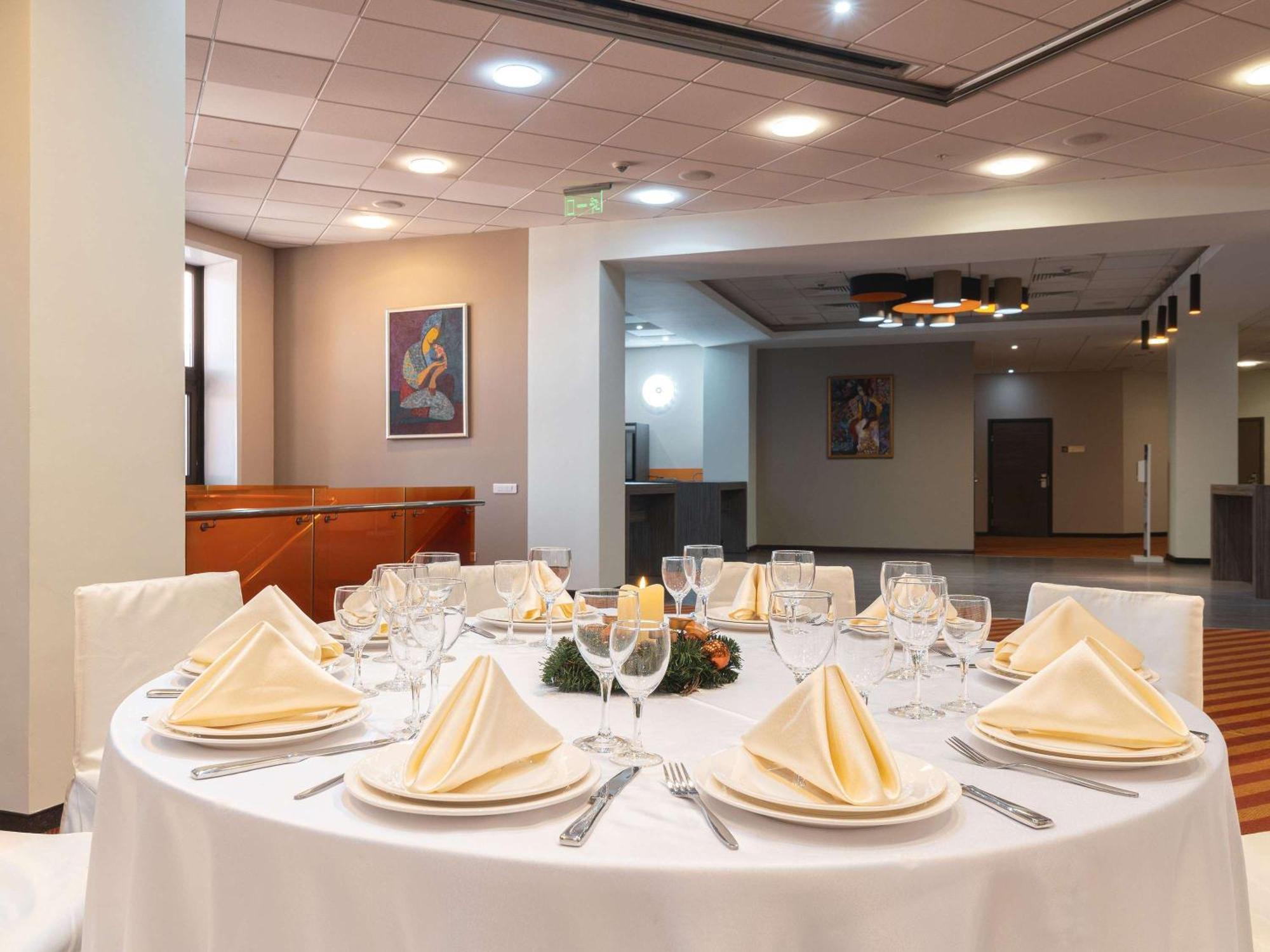 Ibis Astana Otel Dış mekan fotoğraf