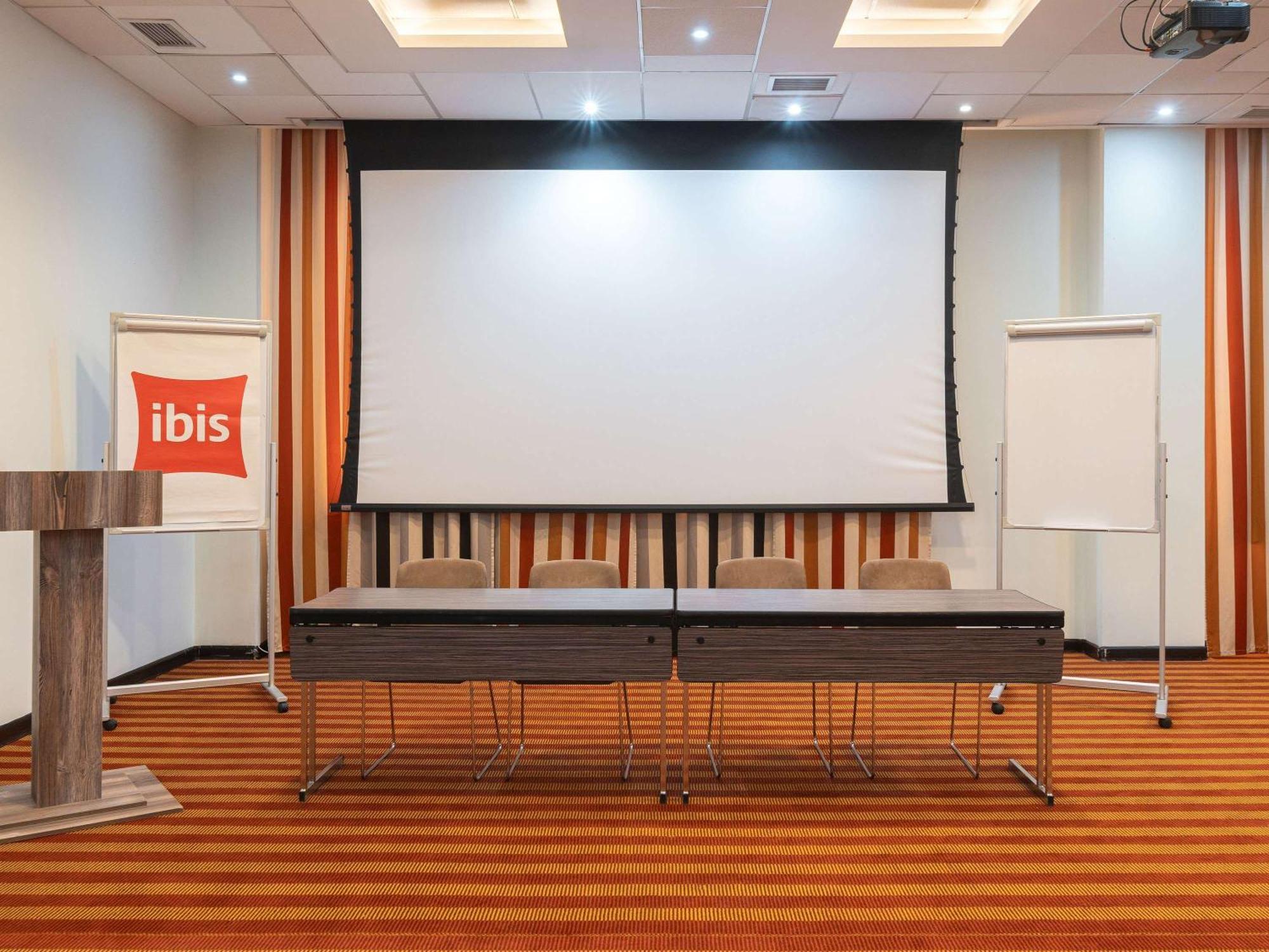 Ibis Astana Otel Dış mekan fotoğraf